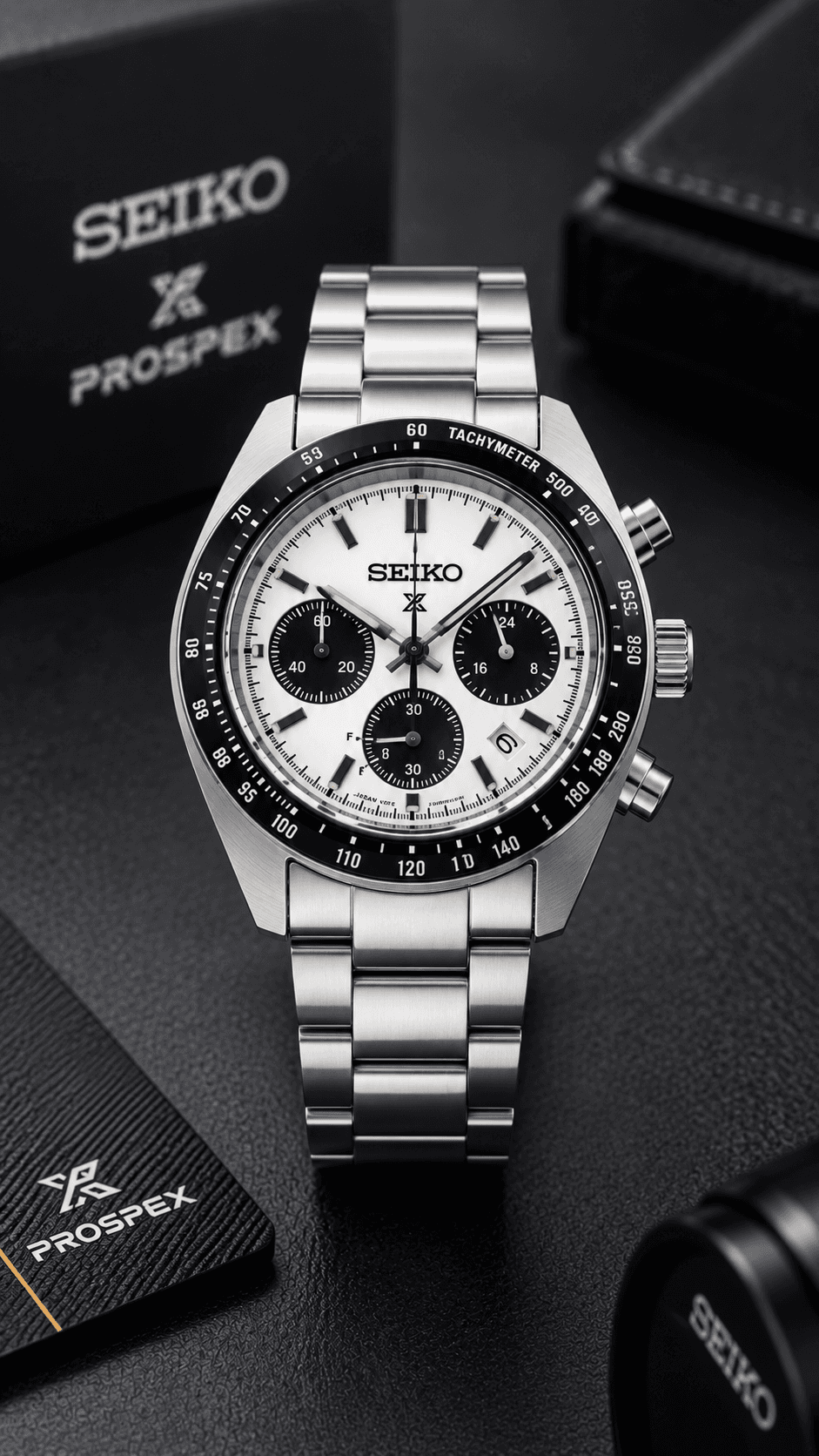 Seiko SSC813P1 "Panda"